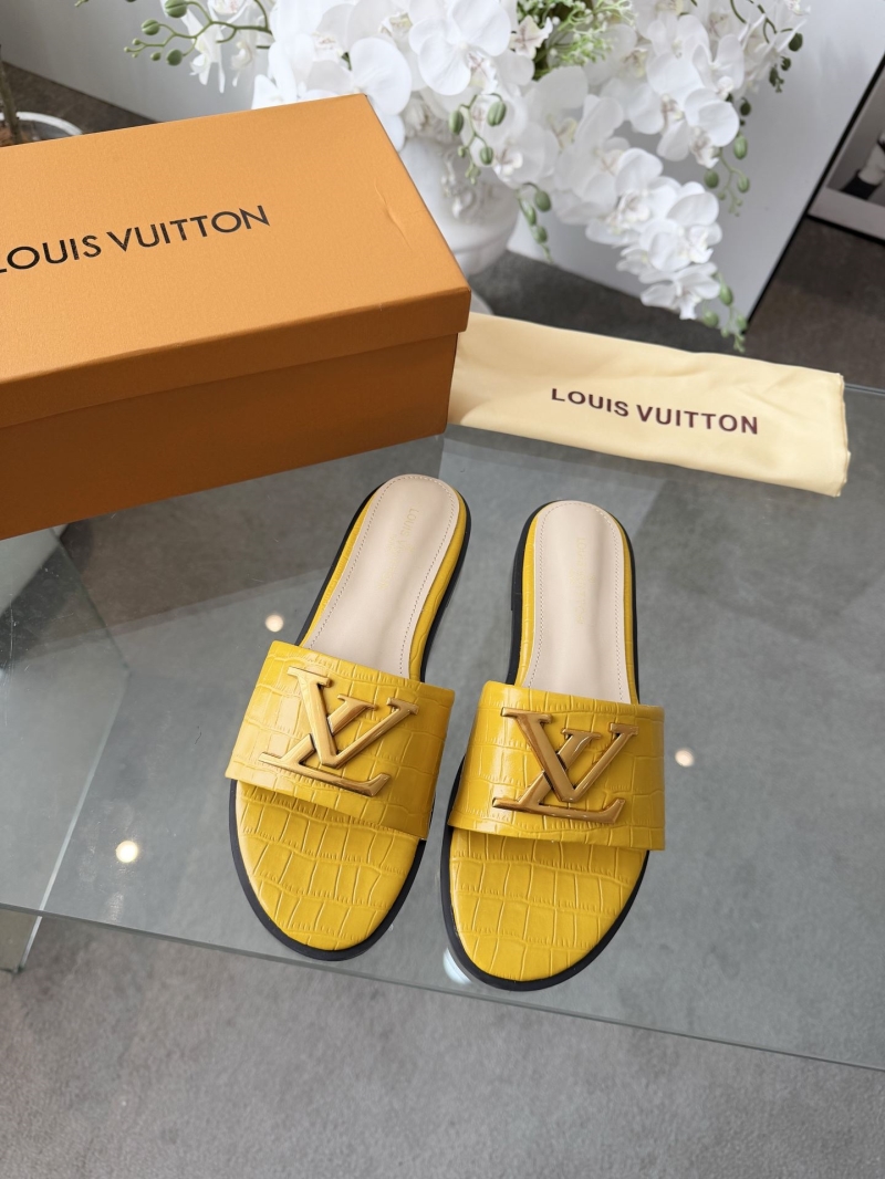 l0vis Vvtt0n slippers
